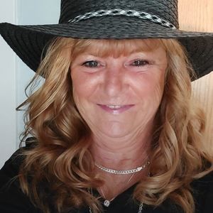 Meet your Posher, Alice